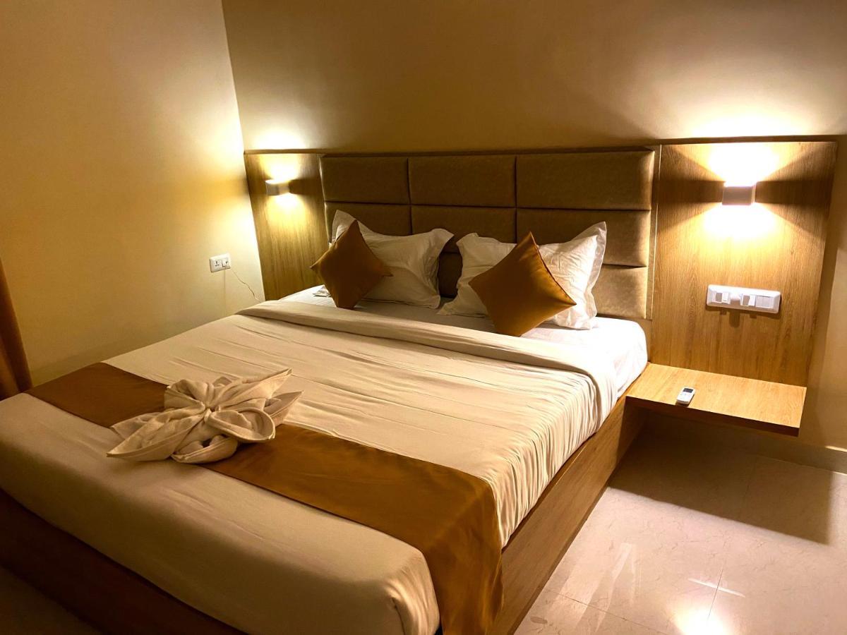 Tag Hotels Irugur Экстерьер фото